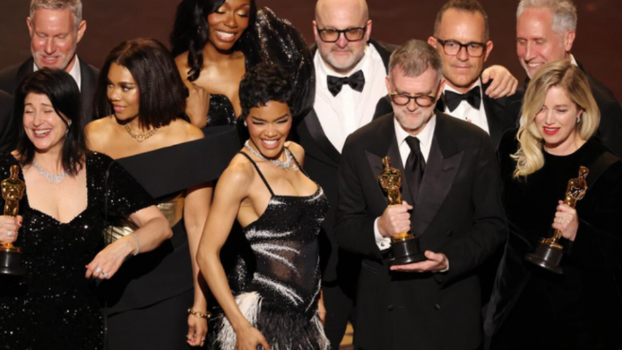 “Оскар 2026”: “Тулааны дараах тулаан” зургаа, “Нүгэлтнүүд” дөрвөн шагнал хүртлээ