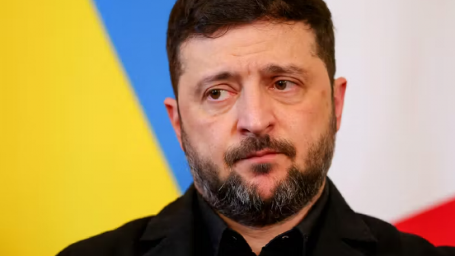 Украины армид В.Зелинськийн нэр хүнд унажээ