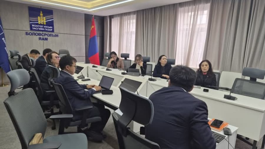 Боловсролын салбарт мөрдөгдөж байсан 147 стандартыг хүчингүй болголоо