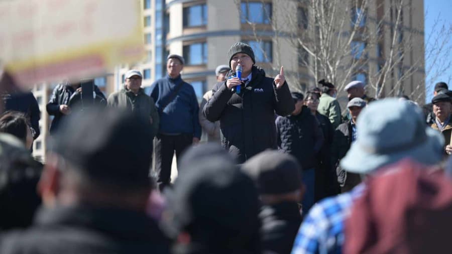 Х.Нямбаатар: Хотын түгжрэлийг бууруулахын төлөө Туулын хурдны замыг барьж байгаа учраас төслийг зогсоохгүй