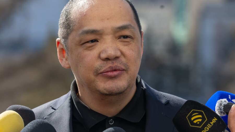 Б.Цогтгэрэл: Б.Энхбаяр кино шиг бичлэгээ АТГ дээр ирж үзээрэй