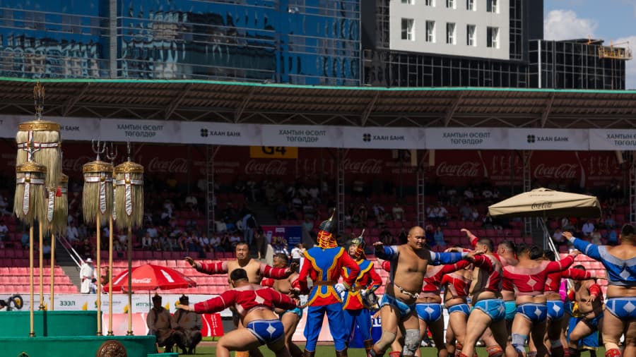 Наадмаар 1024 бөх барилдуулах эсэх асуудлыг удахгүй шийднэ