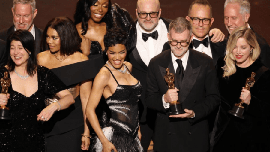 “Оскар 2026”: “Тулааны дараах тулаан” зургаа, “Нүгэлтнүүд” дөрвөн шагнал хүртлээ