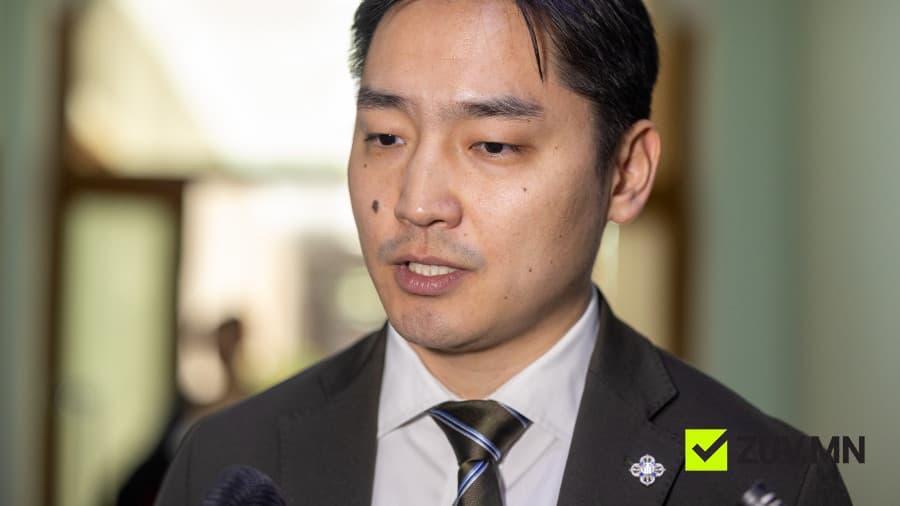 Г.Лувсанжамц: УИХ-ын гишүүнийг эгүүлэн татах хууль батлагдвал ардчилсан засаглал хэдхэн хүний гарт орно