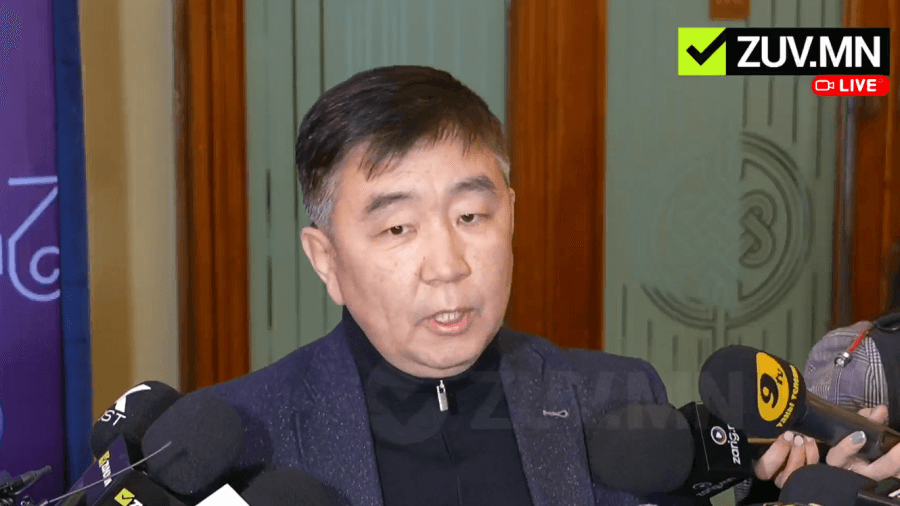 Д.Мөнх-Эрдэнэ: Давхар давхар дарга хийгээд олон ажлыг сарниулаад байхаар Монгол Улс хөгжихгүй байгаа юм