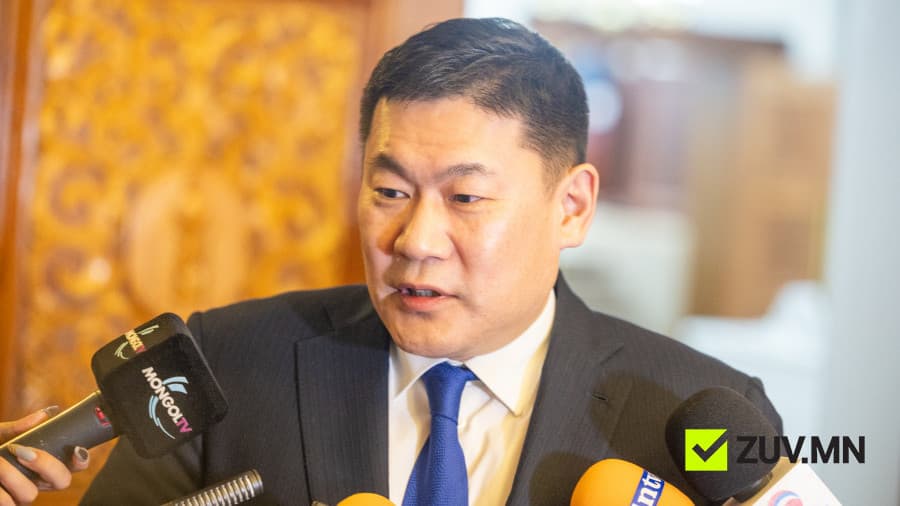 Л.Оюун-Эрдэнэ: Ардчиллын цорын ганц баталгаа бол парламентын засаглал