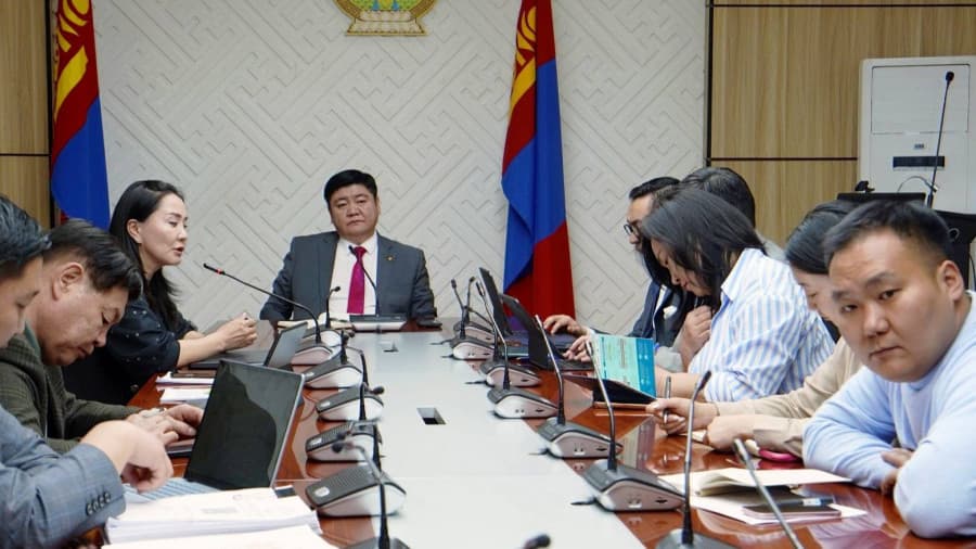 Туулын хурдны зам төслийн үйл ажиллагааг хуульд нийцүүлтэл түр зогсоолоо