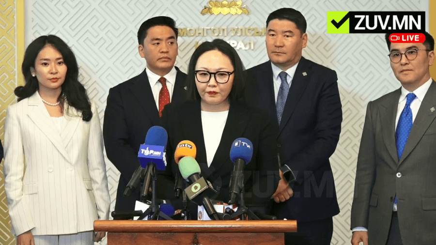 Б.Жаргалан: Би МУИС-ийн хуулийн ангийг төгссөн нь үнэн ч А.Бямбажаргал гэж хүнээс дүн гуйж байгаагүй