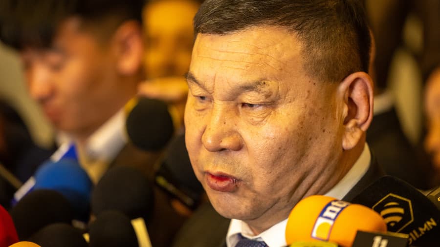 Ж.Батжаргал: Бүлгийн хурлаар бүх асуудлыг ярилцана