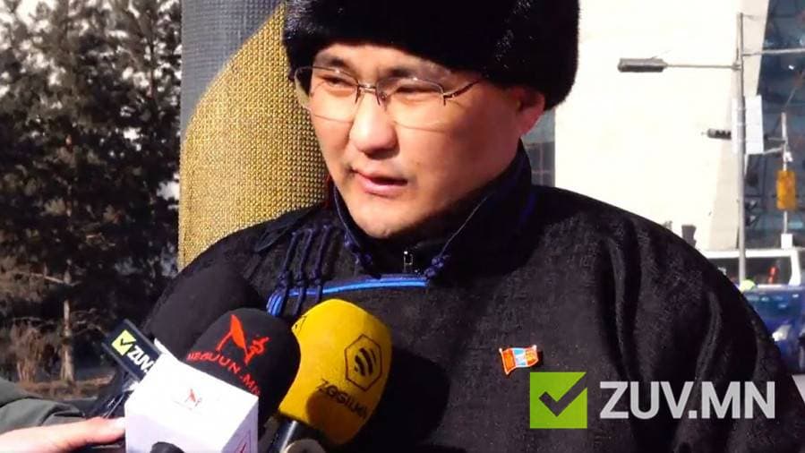 Б.Жагар: Хөгжлийн банкнаас зээл авсан луйварчид зээлээ төлтөл Иргэд ээ, ЗЭЭЛЭЭ БҮҮ ТӨЛ