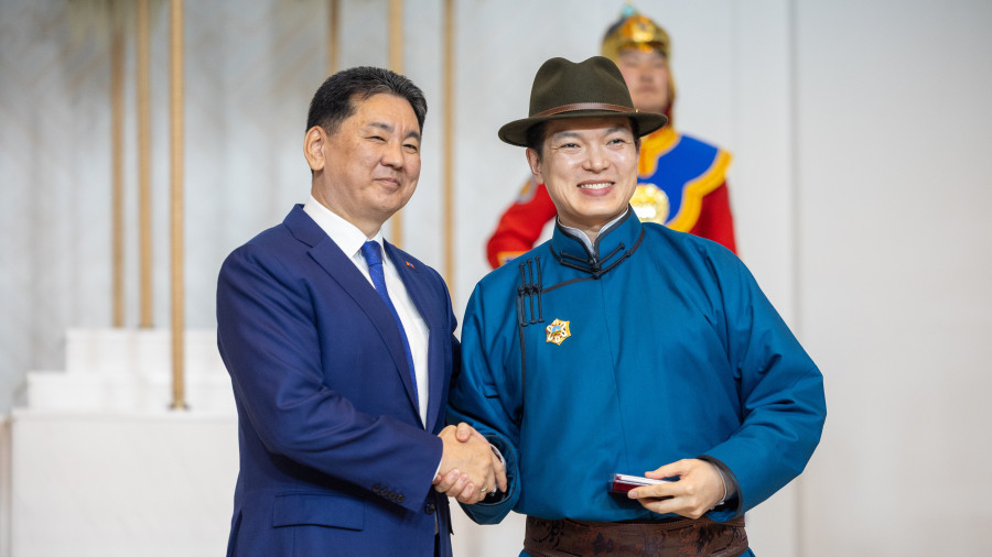 "Сүү" ХК-ийн гүйцэтгэх захирал Б.Гантулга: Манай компани 70 тэрбум төгрөгөөр 31.6 сая литр сүү малчид, фермерүүдээс худалдан авсан.